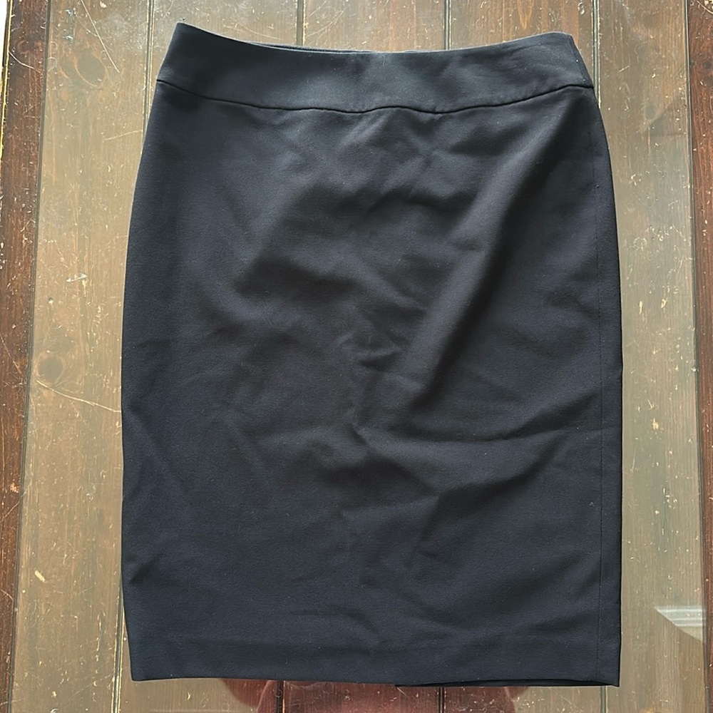 Nine West black pencil skirt side zip! 🖤